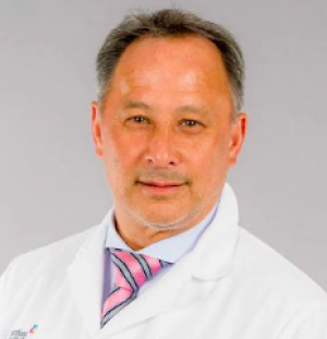 Dr. Divinagracia Recognized for Excellence in Vascular Surgery at Hartford Hospital