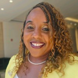Loretta Warfield, Recognized by BestAgents.us as a 2025 Top Agent 