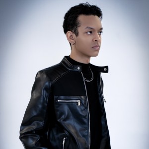 Danny Silvertone, Cameo Photoshoot