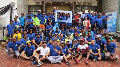 SANJAY PANDEY AND AMAR UPADHYAY WITH PARTICIPANTS OF CYCLATHON SANJAY PANDEY AND AMAR UPADHYAY WITH PARTICIPANTS OF CYCLATHON