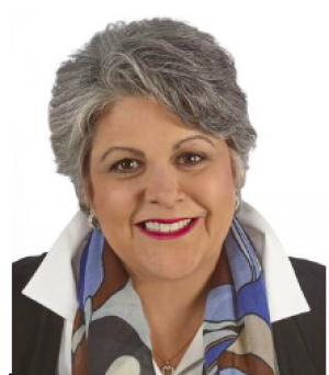  Karen Schlaefer, Recognized by BestAgents.us as a 2025 Top Agent 