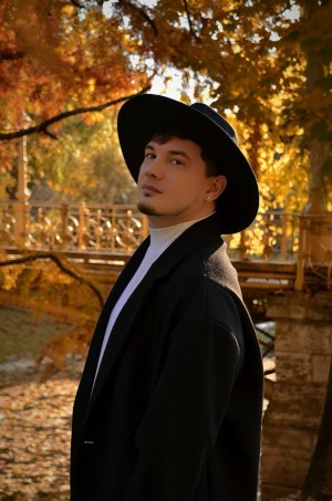 679c80e1ab8225 15223193