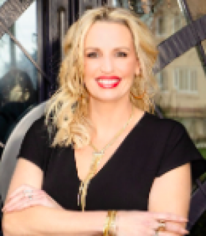 Heather Thurston, Recognized by BestAgents.us as a 2025 Top Agent 