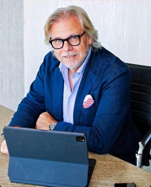 Founder: Daniel Murphy