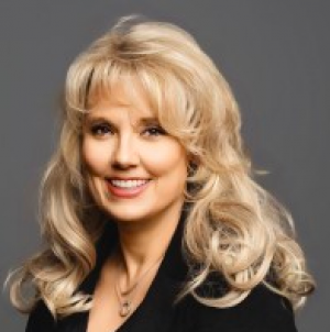 Deborah Worthington, Recognized by BestAgents.us as a 2025 Top Agent