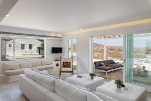 The elegant Villa Melina in Mykonos