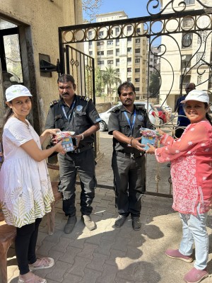 Gifting security Personnel