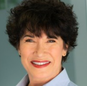 Stephanie Perom, Recognized by BestAgents.us as a 2025 Top Agent 