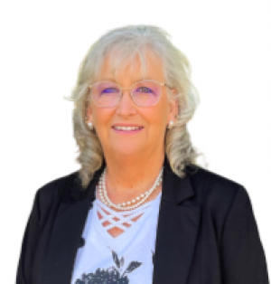 Sandra Elliott, Recognized by BestAgents.us as a 2025 Top Agent 