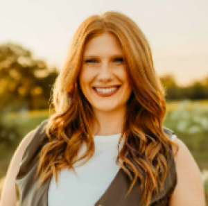 Kaylee Sutton, Recognized by BestAgents.us as a 2024 Top Agent