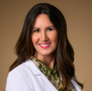 Introducing Chrystal Kelmanson, APRN, MSN, BSN: Founder and Owner of BlueGrass CannaMed