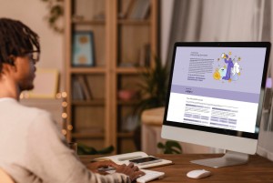 Man with PICCASSO Screen