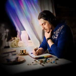 Trip-hop duo PHNX consists of Vishnu Prakash and AERIK KYLO