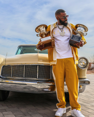 Willy Northpole in the Gold Standard Tracksuit—built for those who move with power and purpose.
