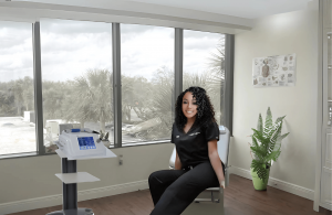 Ebony Maynard Moise APRN palm bay fl em healthcare shockwave therapy treatment suite 301 min