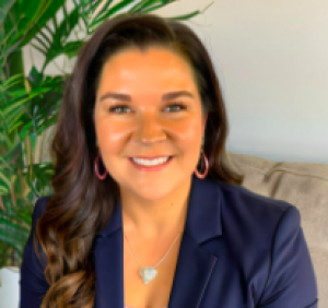 Cari McKinney, Recognized by BestAgents.us as a 2025 Top Agent 