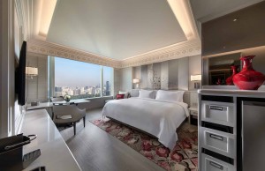 Grande Centre Point Lumphini Premium King