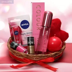 Beauty Hamper For Her