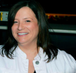 Lori Altmeyer, Recognized by BestAgents.us as a 2025 Top Agent 