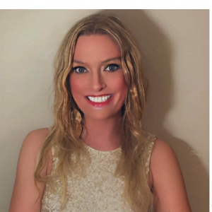 Holly Loose, Recognized by BestAgents.us as a 2025 Top Agent 