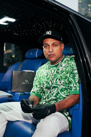 Vikar Ahmed $2.5M diamond engagement ring close up details