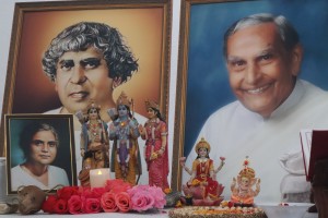 Sadhu Vaswani and Dada J.P Vaswani on the festival of Ran Navami in USA