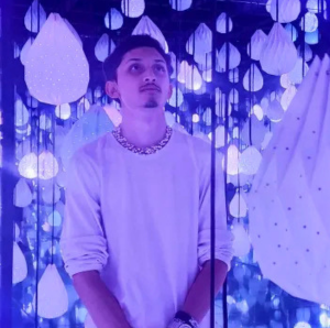 Yoo!!! Meet California Artist & Twitch Streamer R.B.