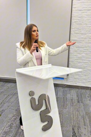 photo 2025 04 12 15 43 42