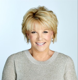 020524 Joan Lunden AAE Headshot 1 1