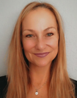 Cynthia Harkins, Recognized by BestAgents.us as a 2025 Top Agent 