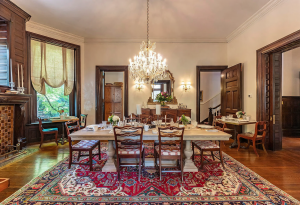 Louisville Bourbon Inn Dining Room