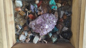 Many different gems and minerals can be forund.