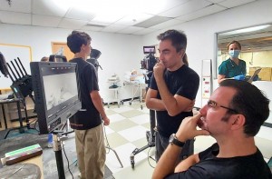 Behind the scenes at Harbor Island Studios: Director Raúl Peyret & DP Raymond Parsons.