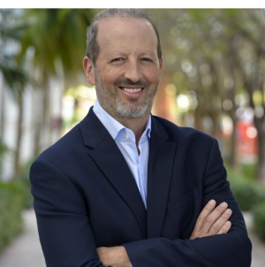 Uri Sefchovich: Recognized by BestAgents.us as a 2025 Top Agent