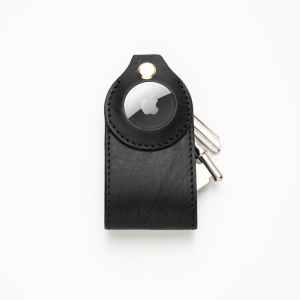 Garstin Black AirTag keyholder