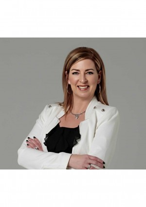 Tammy Cook, Recognized by BestAgents.us as a 2025 Top Agent 