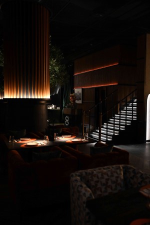 No10 by Hydur Lounge