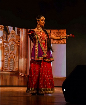 Diksha Raina as Kunti.