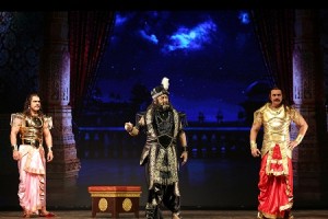 Gufi Paintal as Shakuni Mama along with Puneet Issar as Duryodhan and Rahul Bhauchar as Karan.