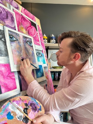 Behind the scenes Caelthorne applying the final touches to Grief in Bloom