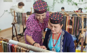 Rural women gain new skills through Xinjiang Women’s Federation training.