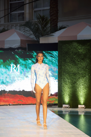 RENEMEJIA LOOK9 press