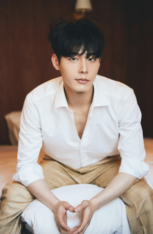 Actor Theo Jang