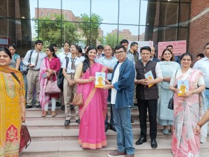 Sarthak Rohilla receiving award.