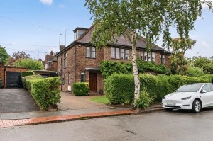 Melisa Court 21 Avenue Road