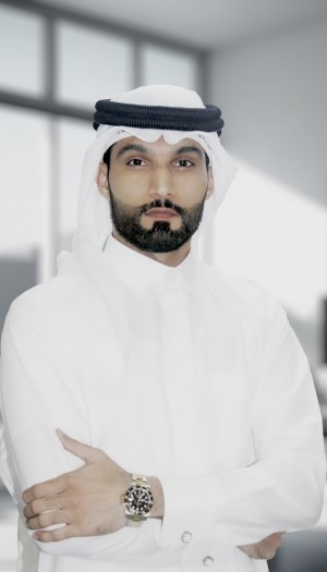 Farhan Khattak in traditional elegance – vision and leadership from Dubai