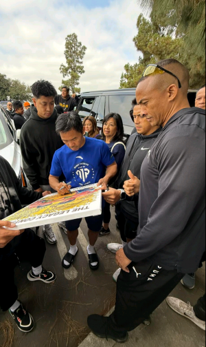  Tony Deoleo Visits Manny Pacquiao’s Training Camp in LA as June Aquino Unveils Masterpiece Gift Honoring Greatness 