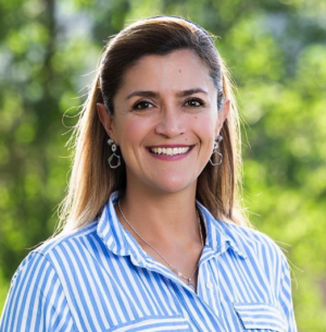 Maria Alejandra Giraldo Arredondo, Recognized by BestAgents.us as a 2025 Top Agent