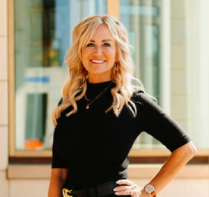 Christine Smith, Recognized by BestAgents.us as a 2025 Top Agent