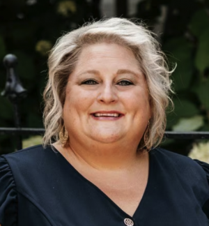 Christy Alwell, Recognized by BestAgents.us as a 2025 Top Agent